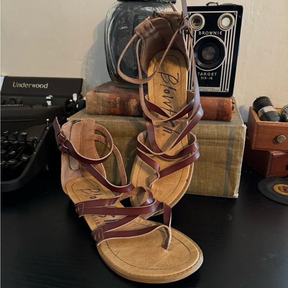 Blowfish Bungalow Wedge Gladiator Sandals - Picture 1 of 8